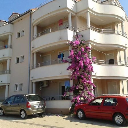 ביוגראד נה מורו Apartments Angie מראה חיצוני תמונה