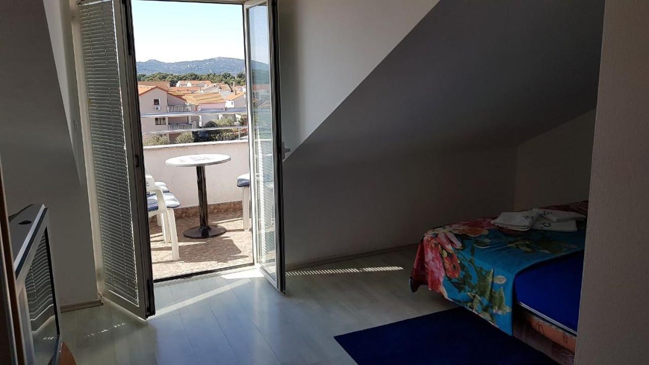 ביוגראד נה מורו Apartments Angie מראה חיצוני תמונה