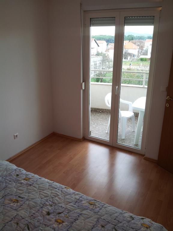 ביוגראד נה מורו Apartments Angie מראה חיצוני תמונה