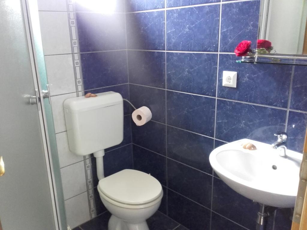ביוגראד נה מורו Apartments Angie מראה חיצוני תמונה
