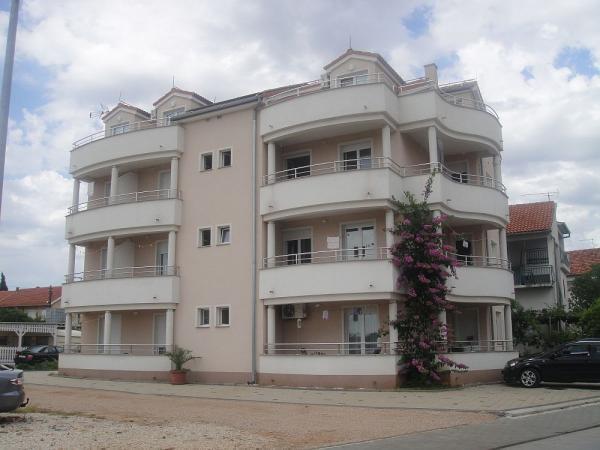 ביוגראד נה מורו Apartments Angie מראה חיצוני תמונה