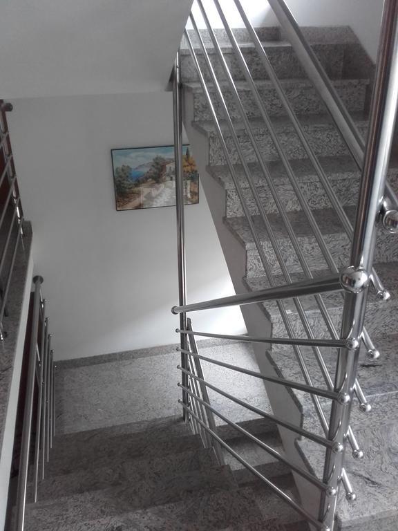 ביוגראד נה מורו Apartments Angie מראה חיצוני תמונה