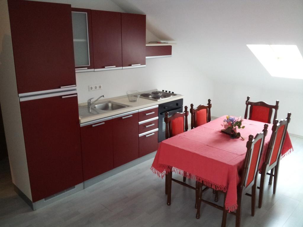 ביוגראד נה מורו Apartments Angie חדר תמונה